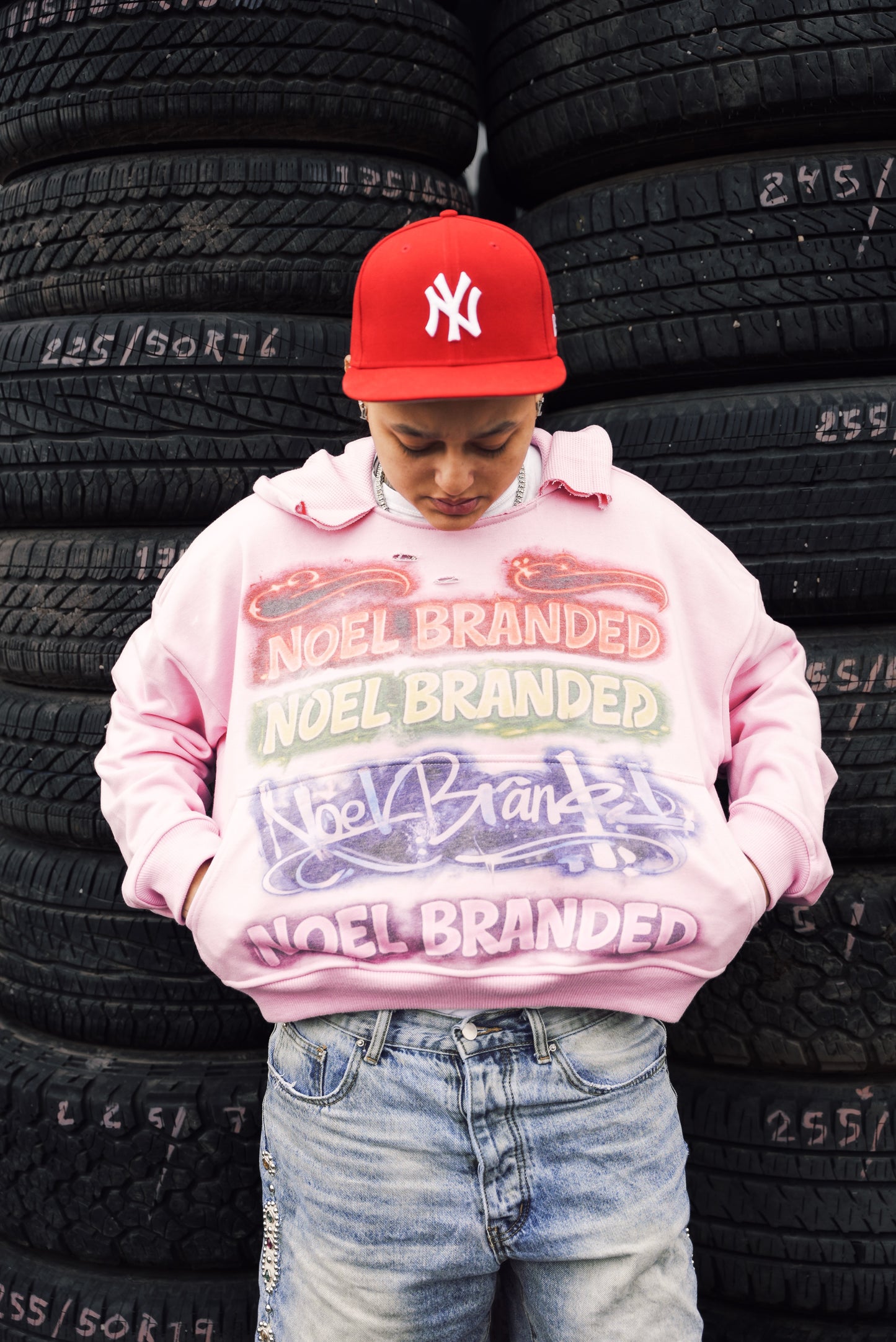 Graffiti Multi Logo Noel Hoodie Pink