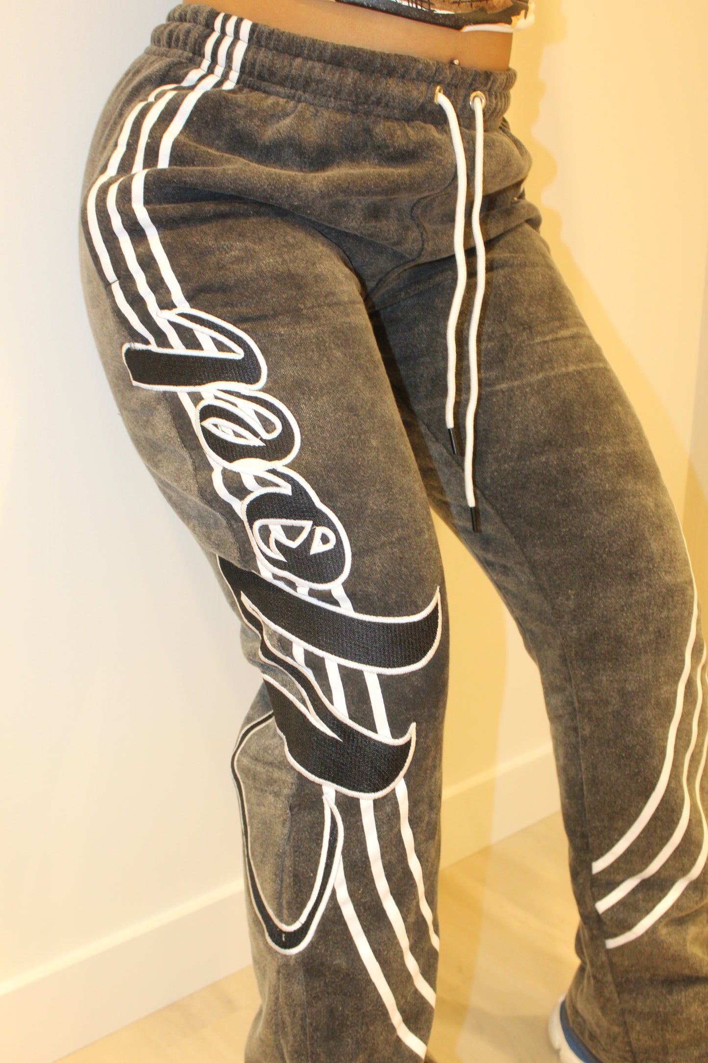 Noel Essential Jogging Pants Grey