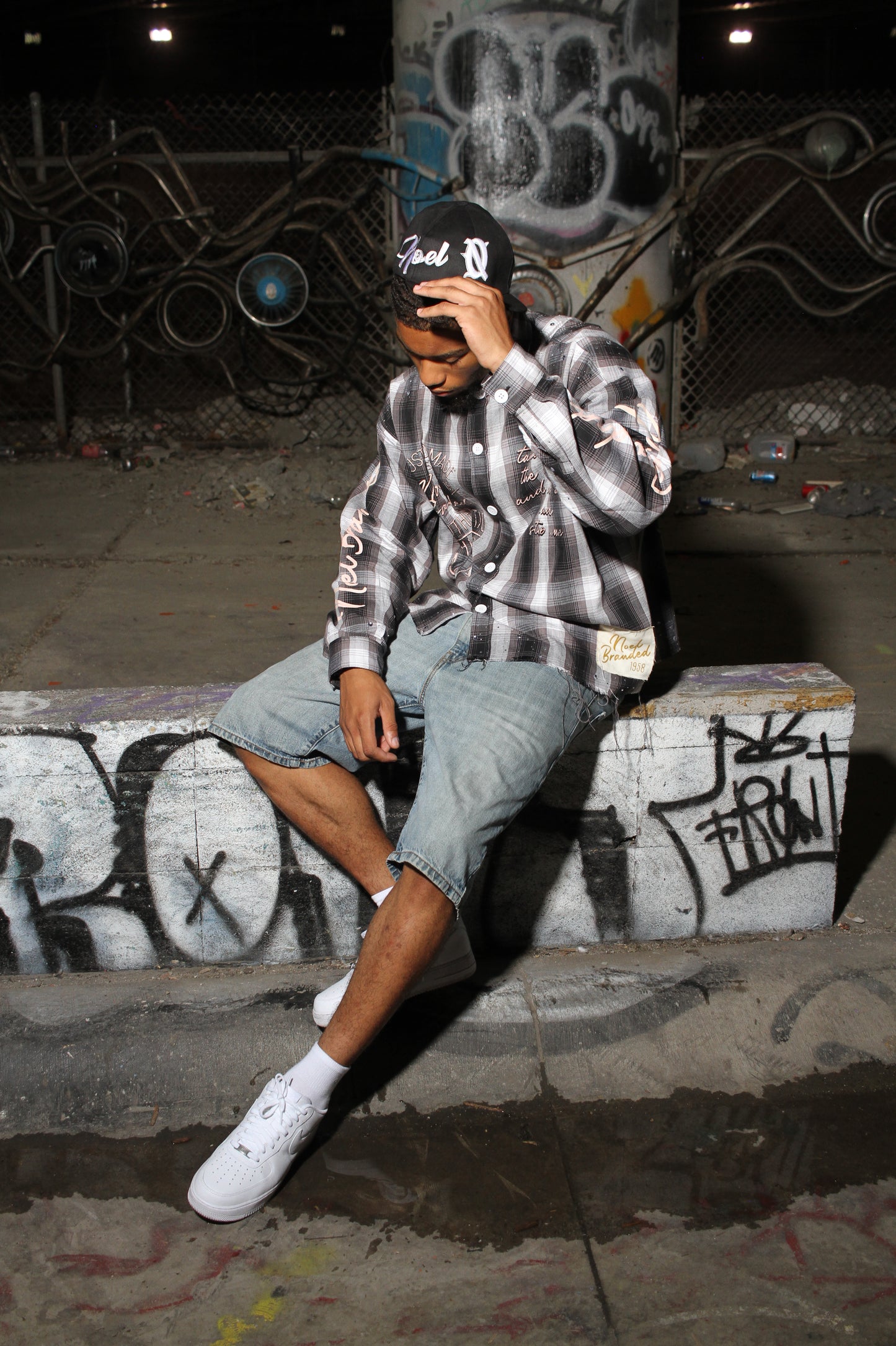 Noel Flannel T-Shirts Grey